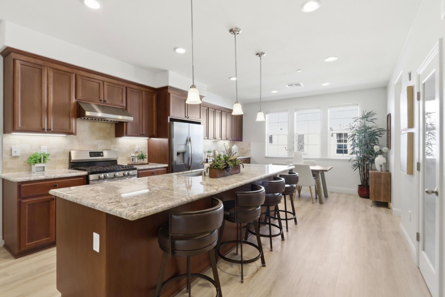 Photo #8: ML82047090 Listing: Photo #8