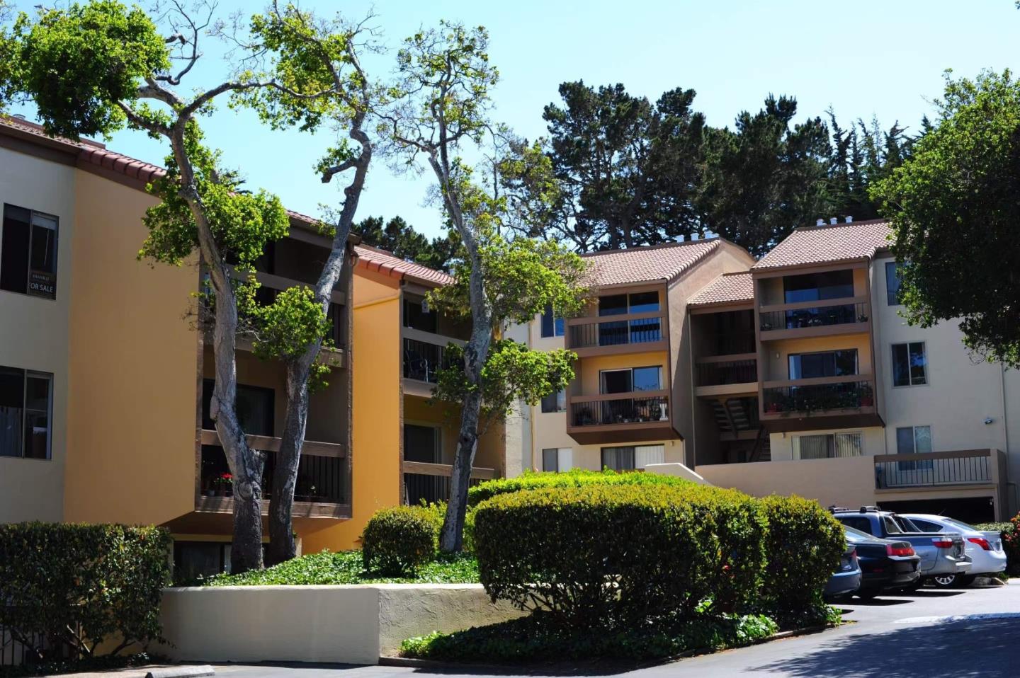 2308 Golden Oaks LN, Monterey, CA 93940, Photo 2