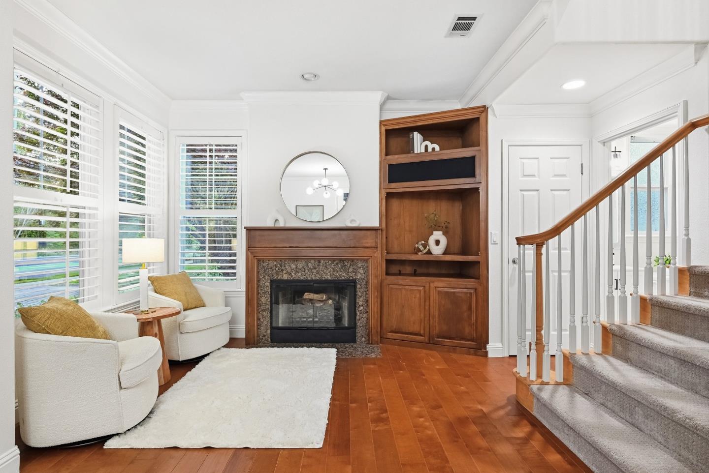 Photo #5: ML82047137 Listing: Photo #5