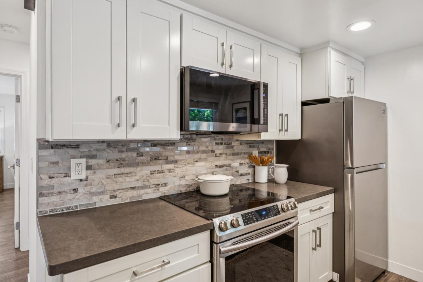 Photo #8: ML82047149 Listing: Photo #8