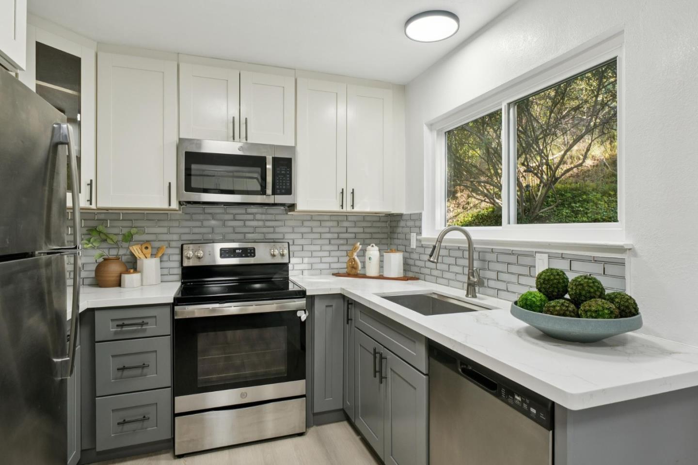 Photo #5: ML82047157 Listing: Photo #5
