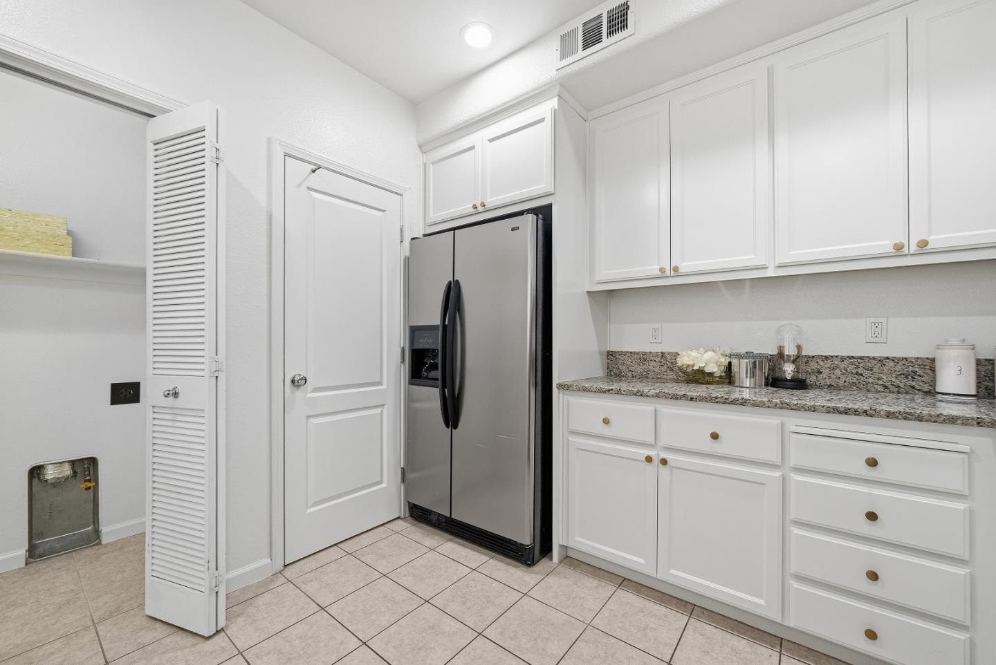 Photo #12: ML82047174 Listing: Photo #12