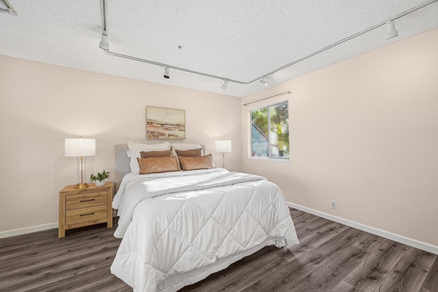 Photo #17: ML82047196 Listing: Photo #17