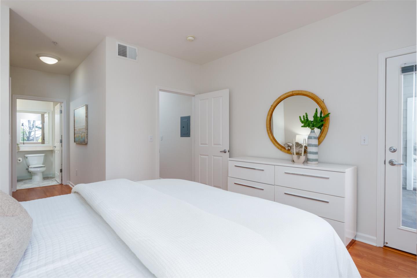 Photo #9: ML82047200 Listing: Photo #9