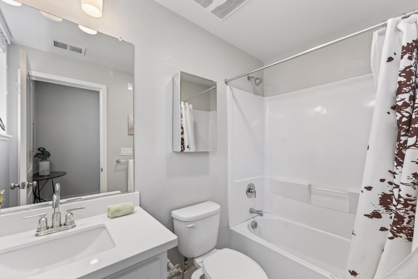 Photo #21: ML82047210 Listing: Photo #21