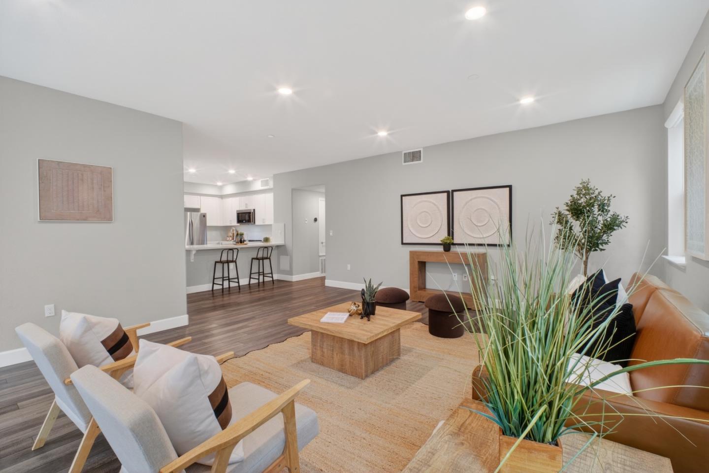 Photo #8: ML82047235 Listing: Photo #8