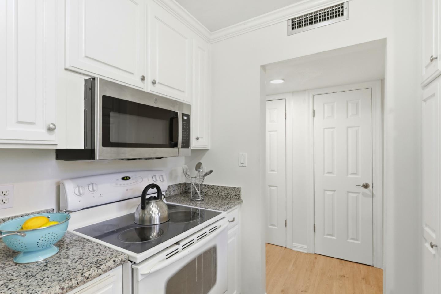 Photo #10: ML82047244 Listing: Photo #10