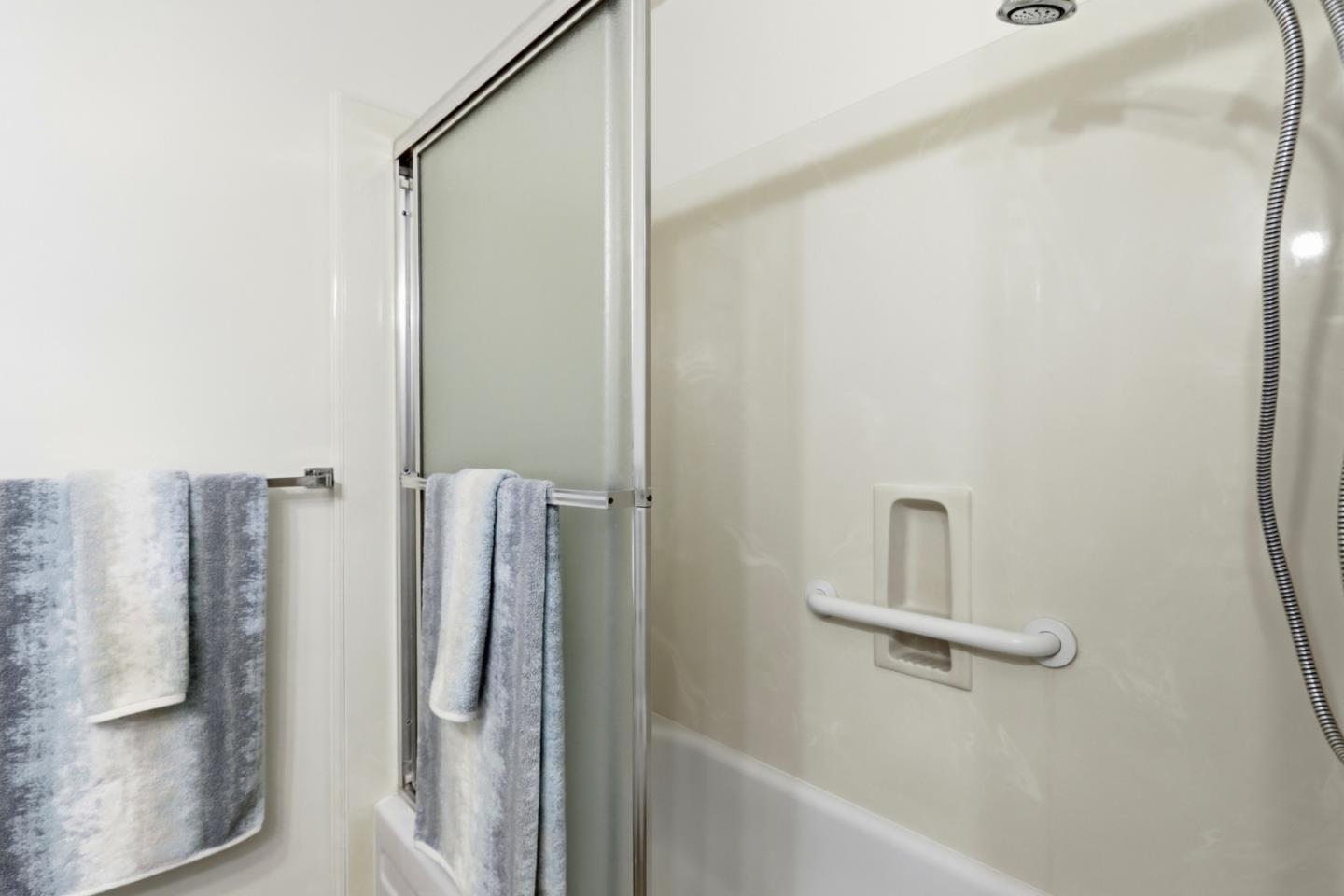 Photo #19: ML82047244 Listing: Photo #19