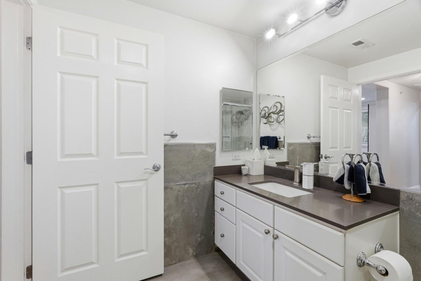 Photo #19: ML82047249 Listing: Photo #19