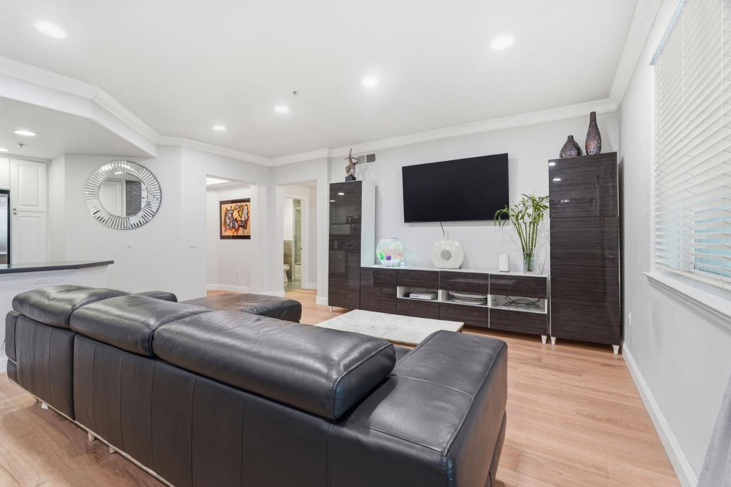 Photo #7: ML82047249 Listing: Photo #7