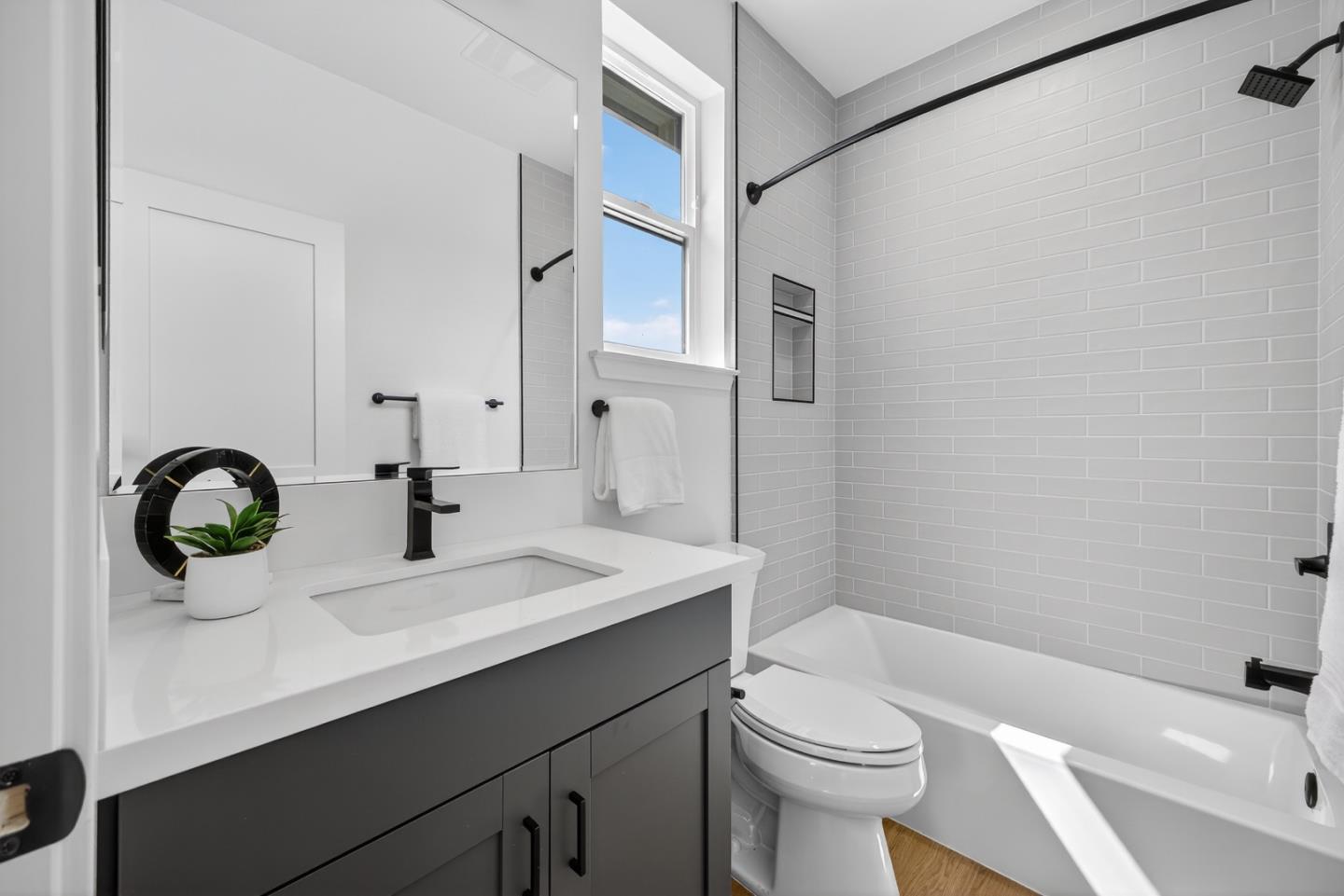 Photo #41: ML82047259 Listing: Photo #41