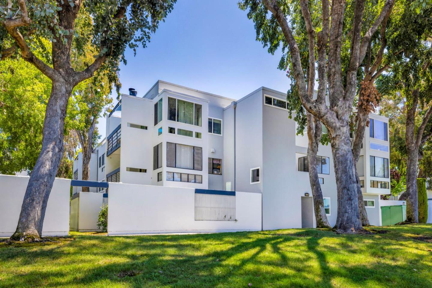 Photo #1: ML82047282 Listing: Photo #1