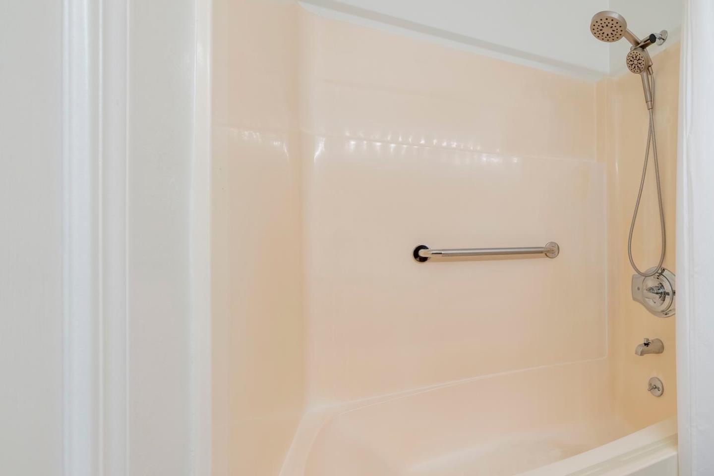 Photo #29: ML82047282 Listing: Photo #29