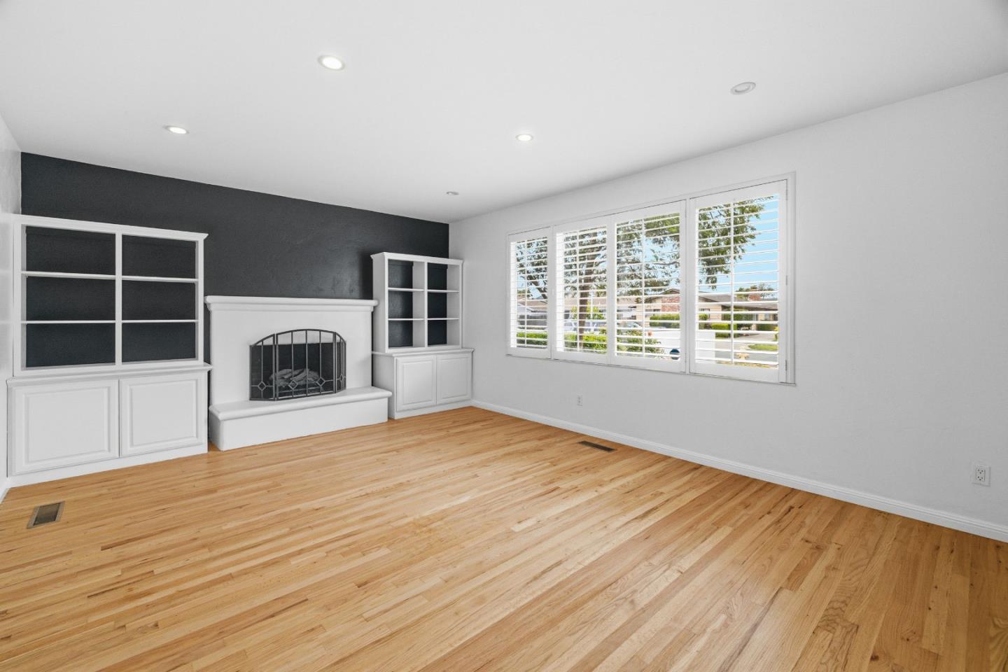 739 Bellarmine DR, Salinas, CA 93901, Photo 7