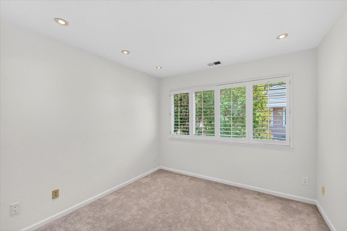Photo #28: ML82047340 Listing: Photo #28