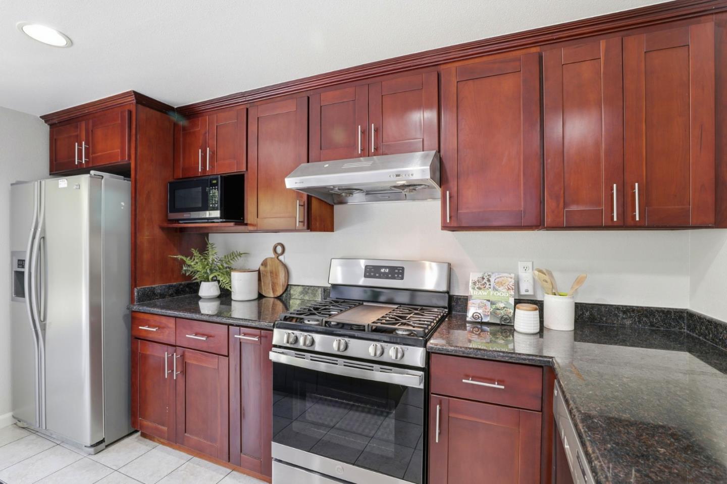 Photo #10: ML82047348 Listing: Photo #10
