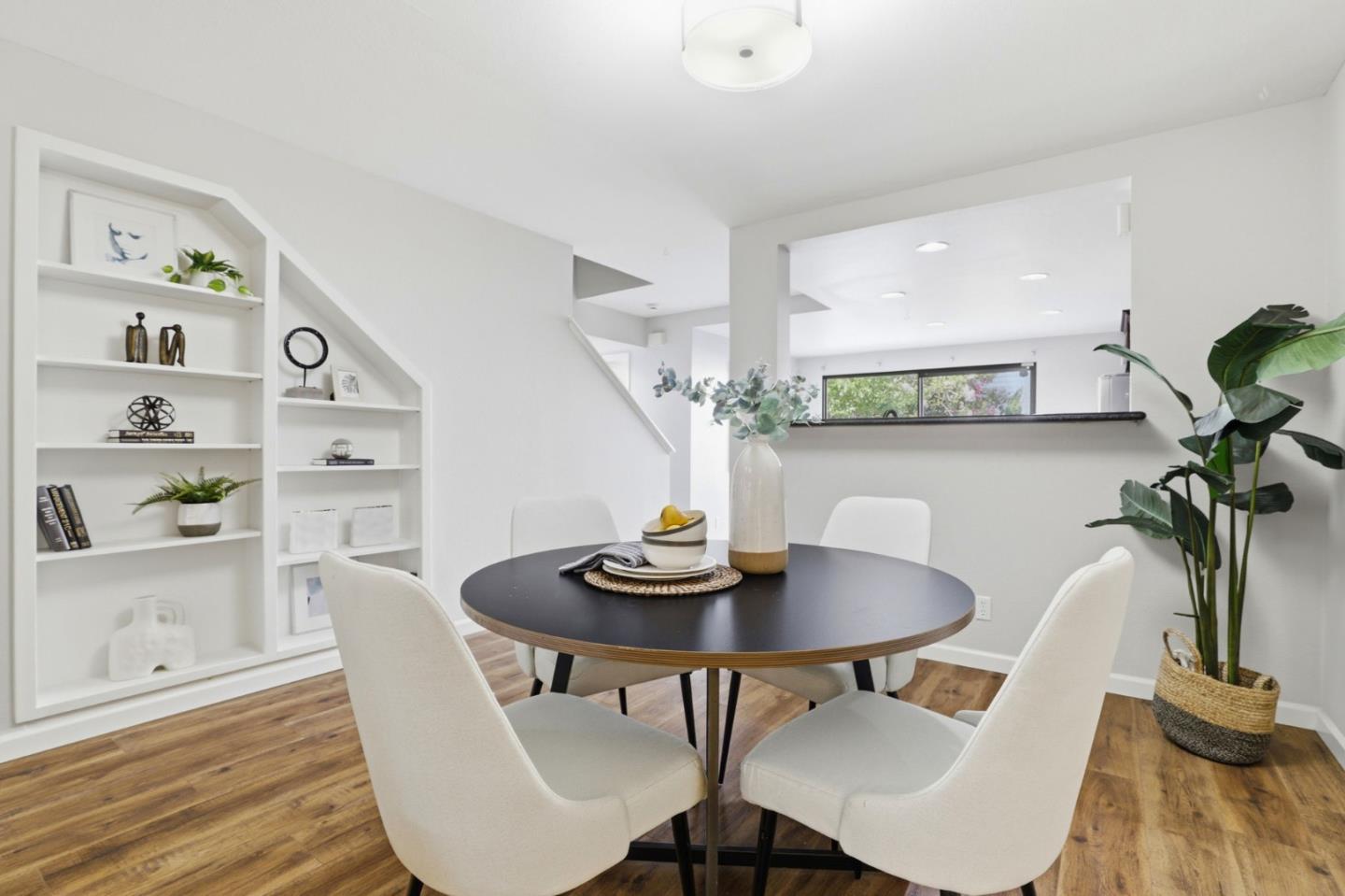 Photo #8: ML82047348 Listing: Photo #8