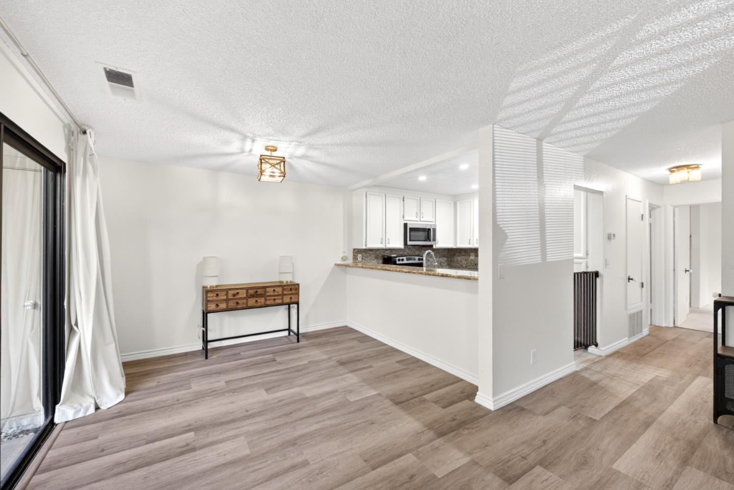 Photo #4: ML82047361 Listing: Photo #4