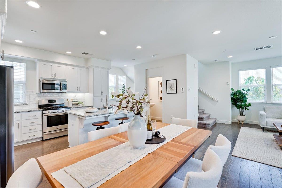 Photo #8: ML82047366 Listing: Photo #8