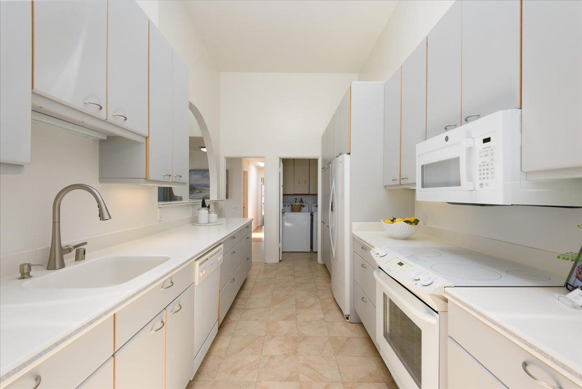 Photo #7: ML82047408 Listing: Photo #7