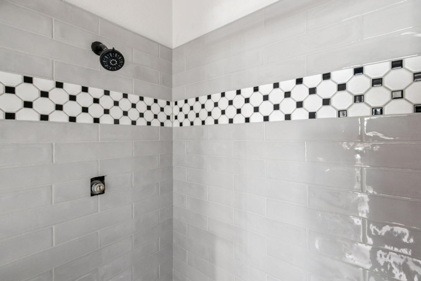 Photo #23: ML82047409 Listing: Photo #23