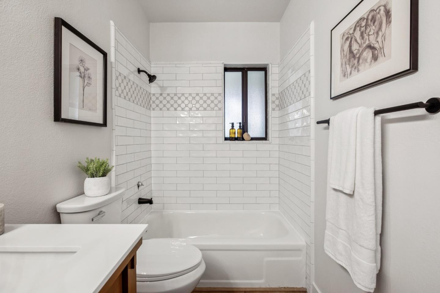 Photo #32: ML82047409 Listing: Photo #32