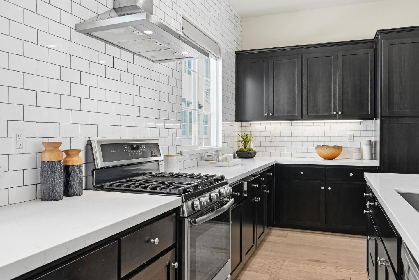 Photo #6: ML82047416 Listing: Photo #6