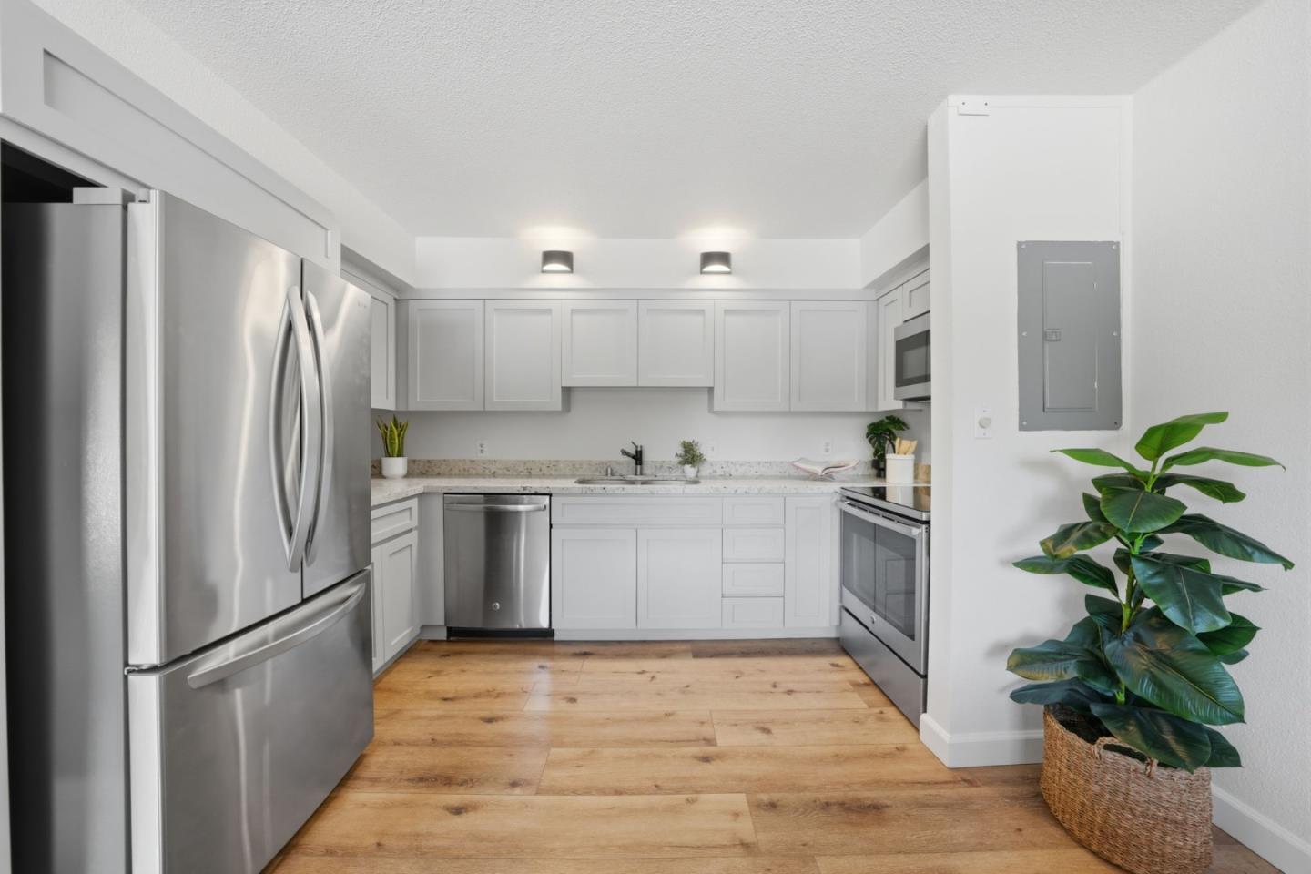 Photo #12: ML82047424 Listing: Photo #12