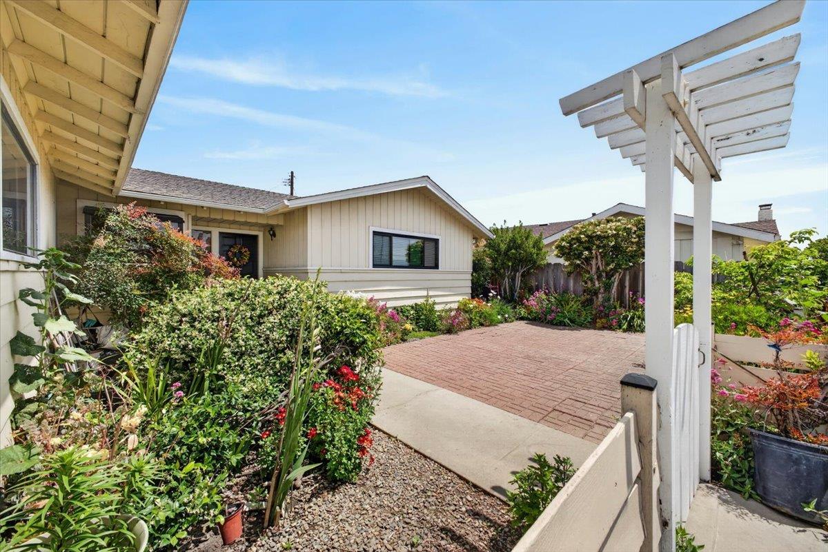 251 La Mesa DR, Salinas, CA 93901, Photo 3