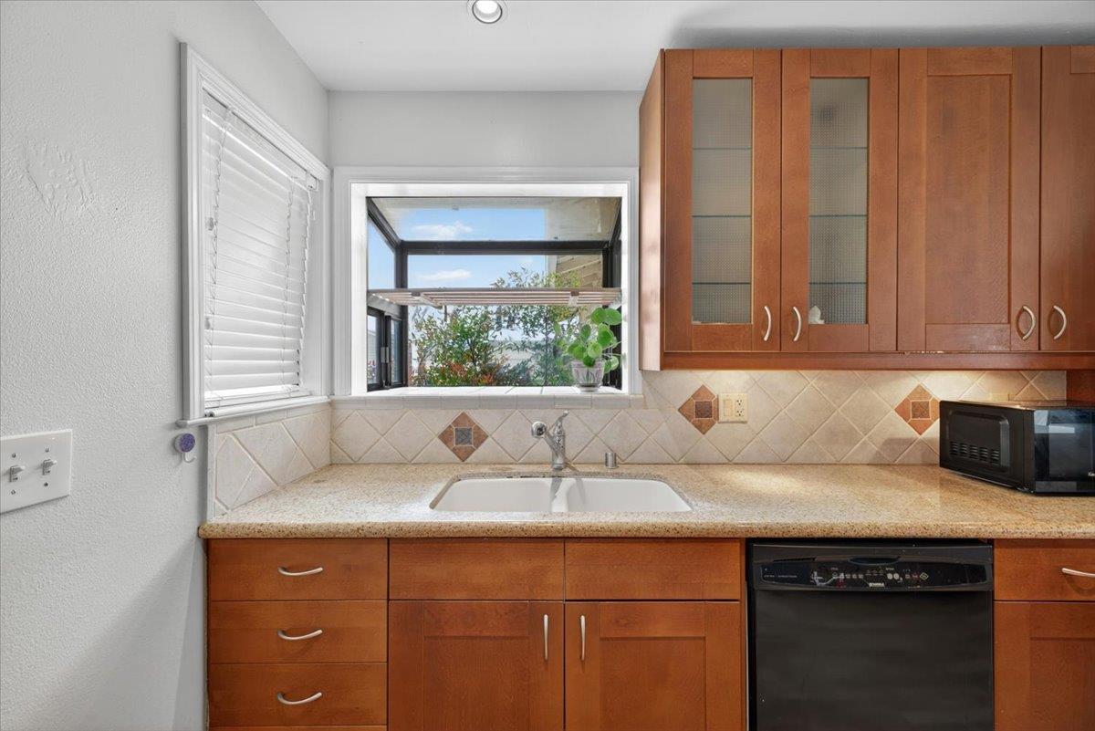 251 La Mesa DR, Salinas, CA 93901, Photo 7