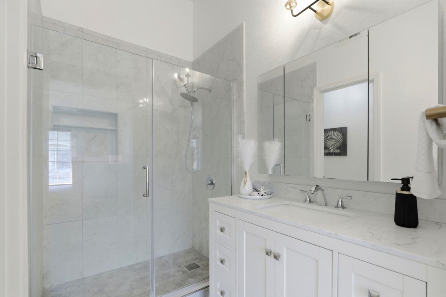 Photo #15: ML82047441 Listing: Photo #15