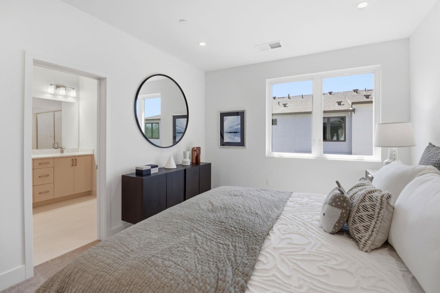 Photo #15: ML82047483 Listing: Photo #15