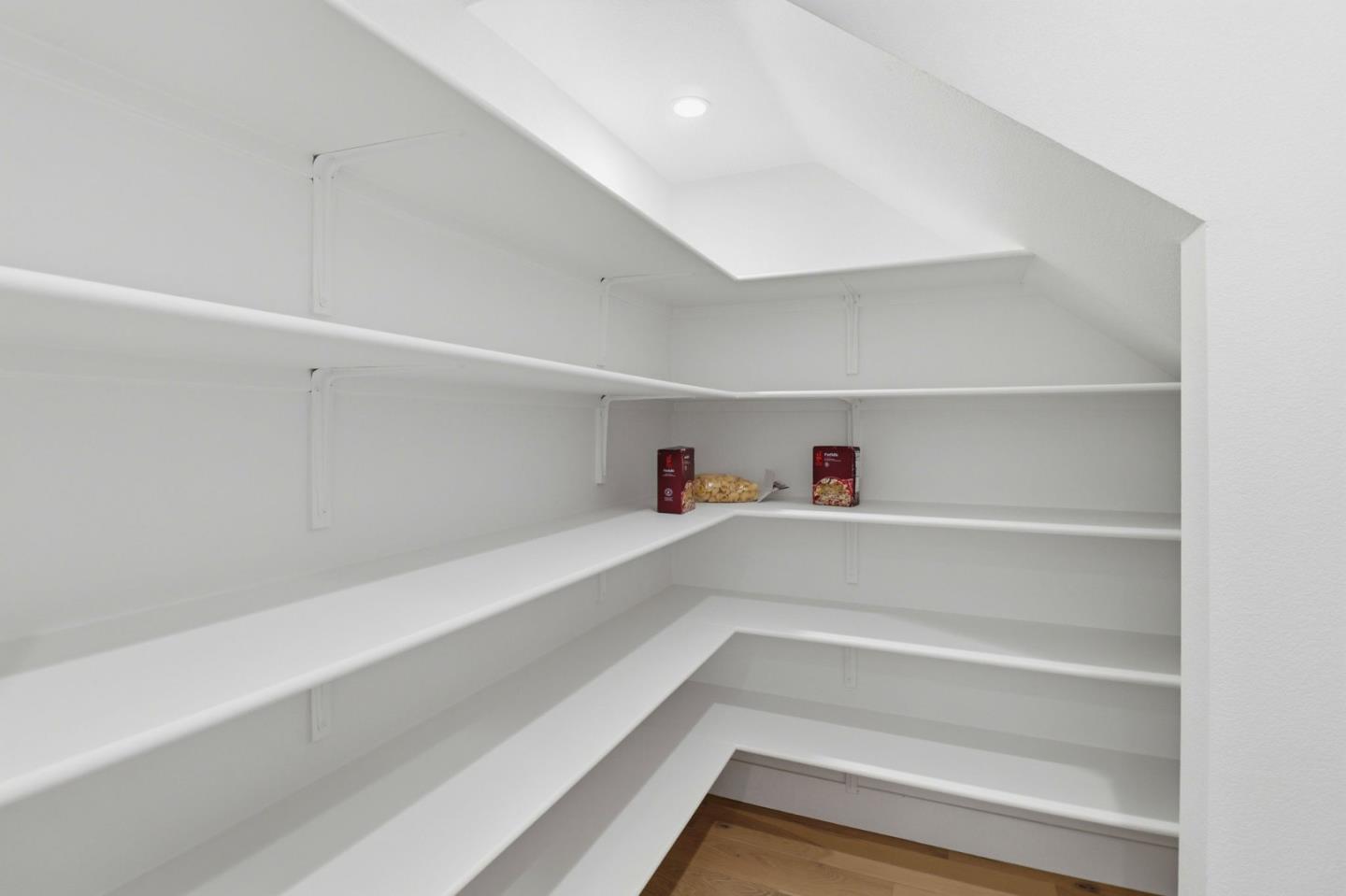 Photo #18: ML82047483 Listing: Photo #18