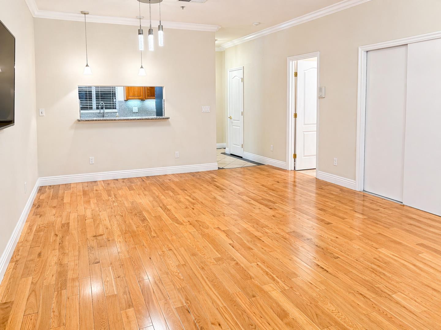 Photo #5: ML82047513 Listing: Photo #5