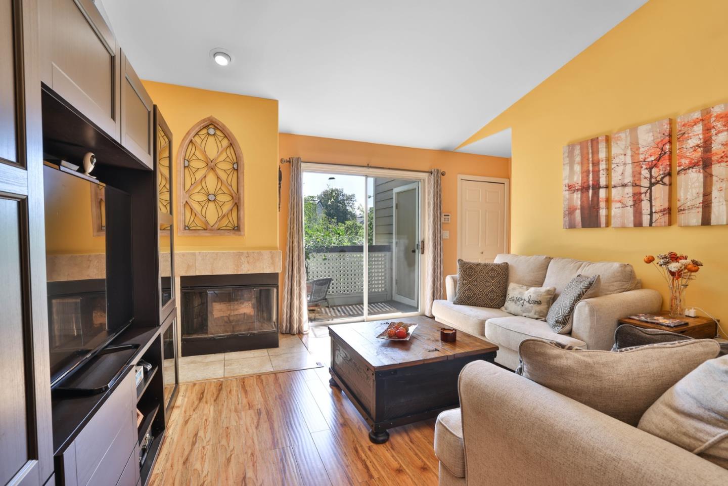 Photo #2: ML82047543 Listing: Photo #2