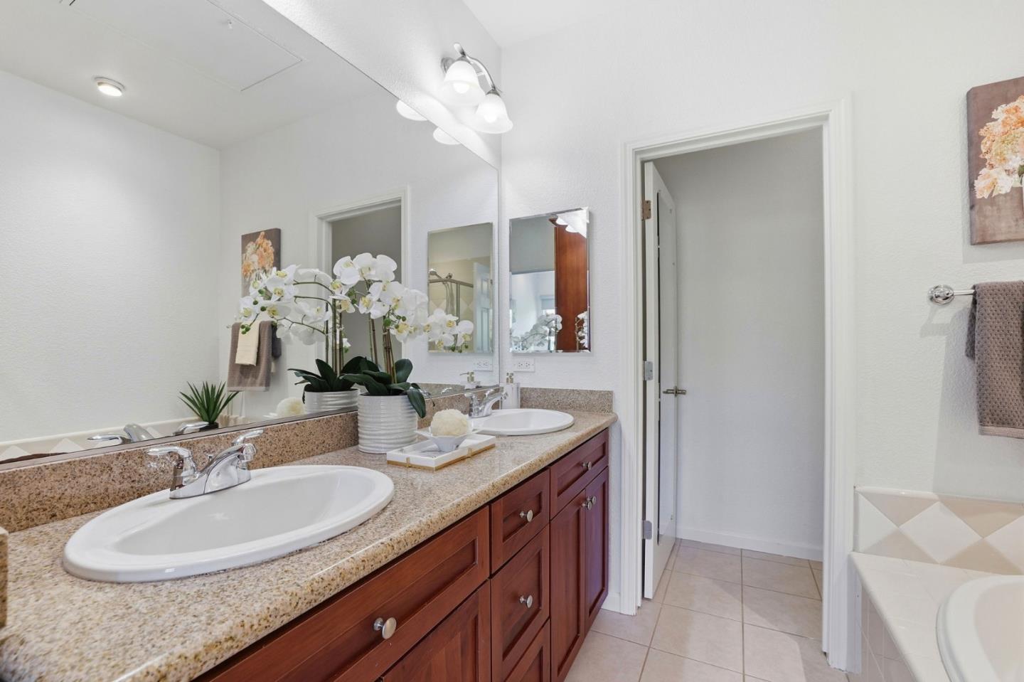Photo #17: ML82047559 Listing: Photo #17
