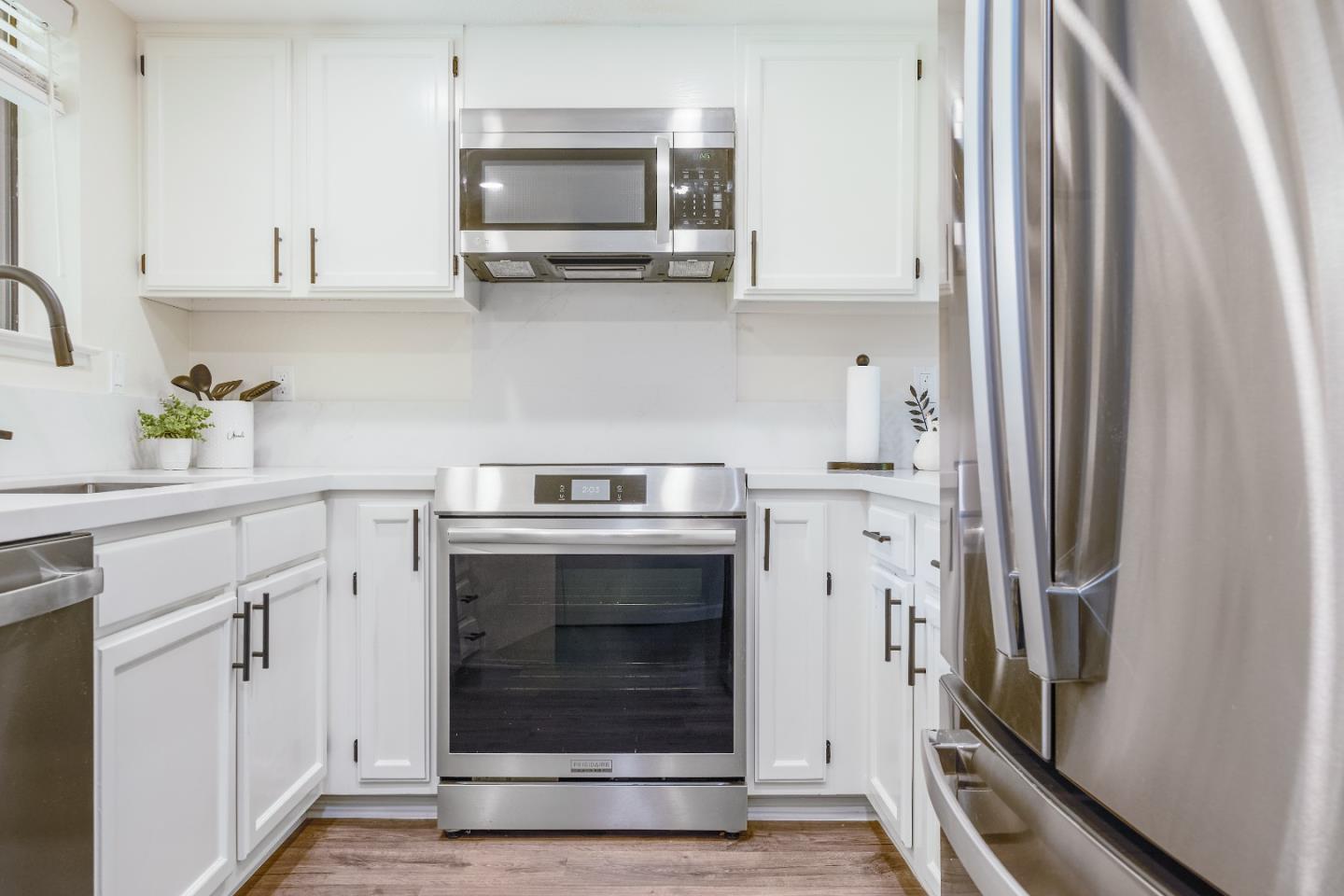 Photo #3: ML82047643 Listing: Photo #3