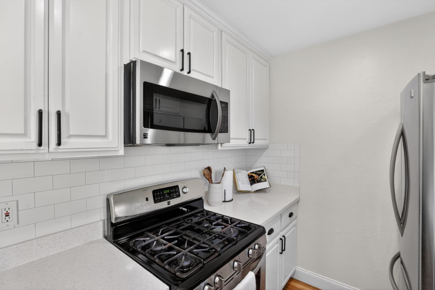 Photo #15: ML82047689 Listing: Photo #15