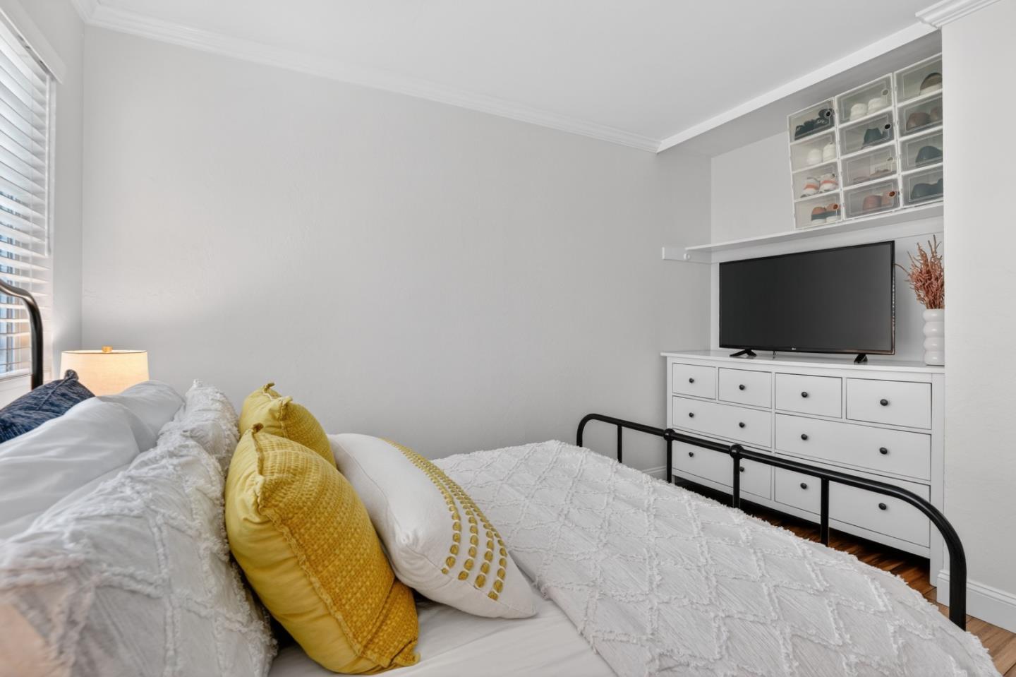 Photo #19: ML82047689 Listing: Photo #19