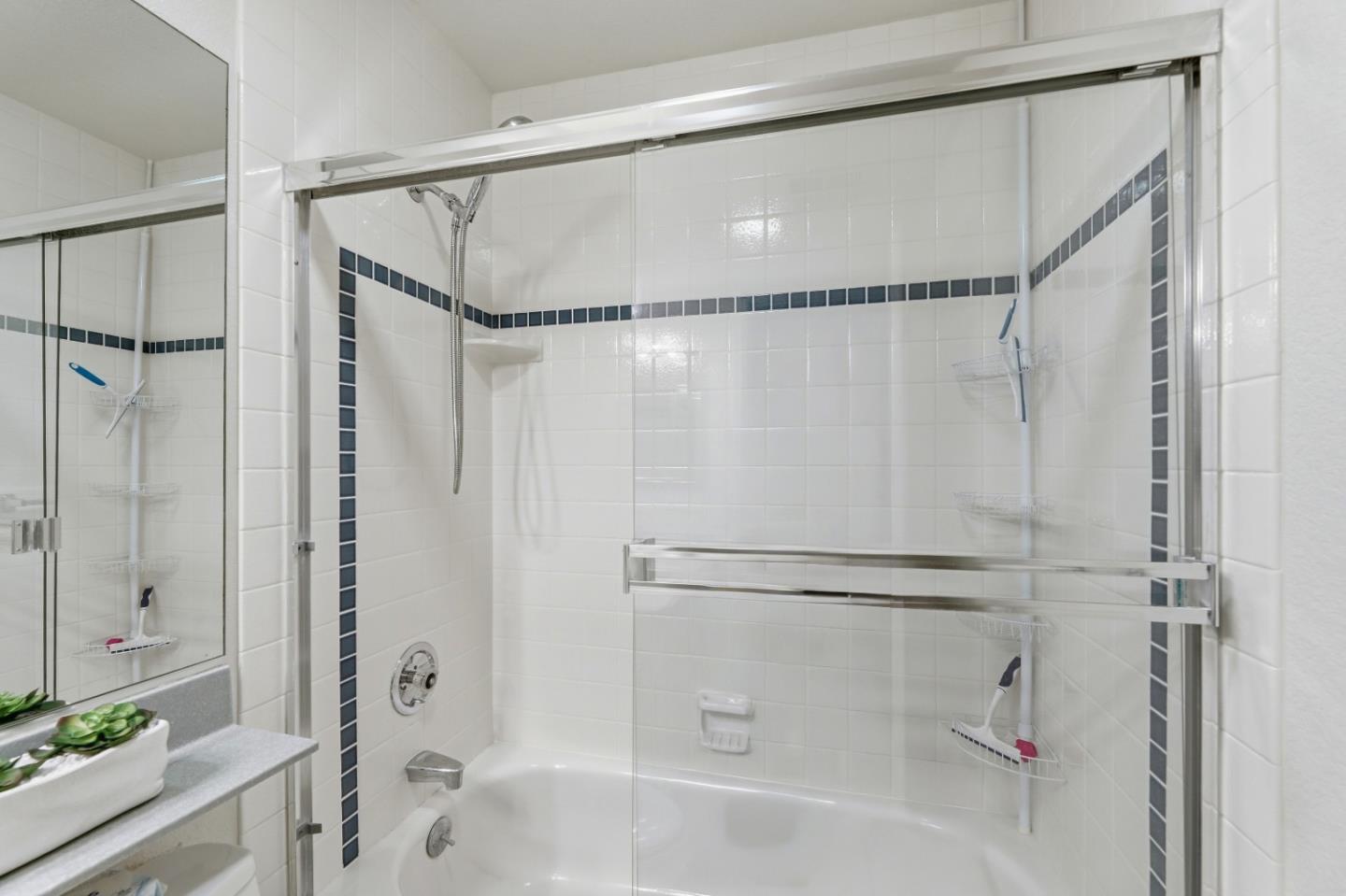 Photo #14: ML82047691 Listing: Photo #14