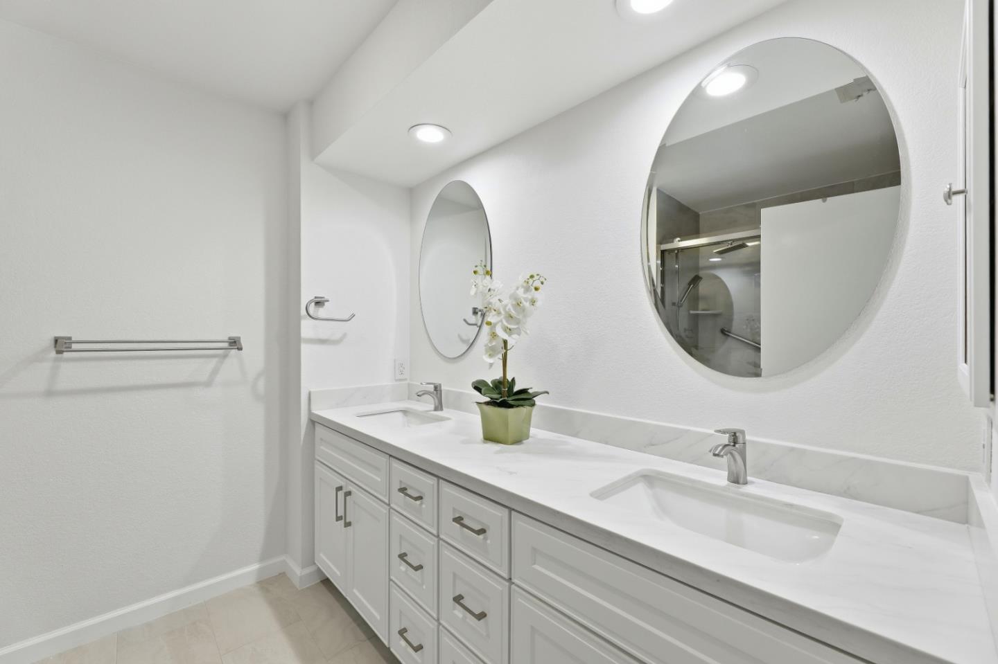 Photo #16: ML82047691 Listing: Photo #16