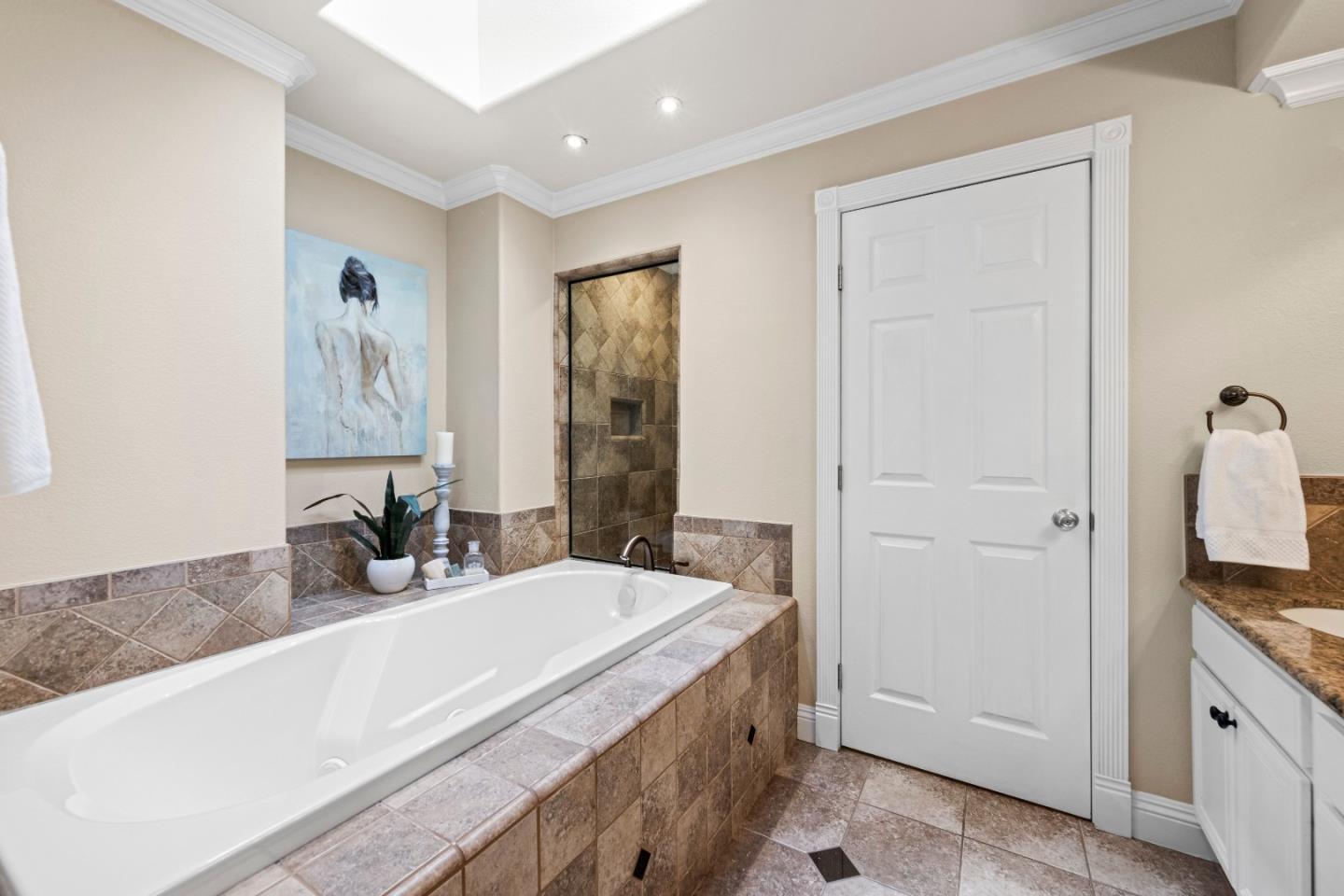 Photo #32: ML82047732 Listing: Photo #32