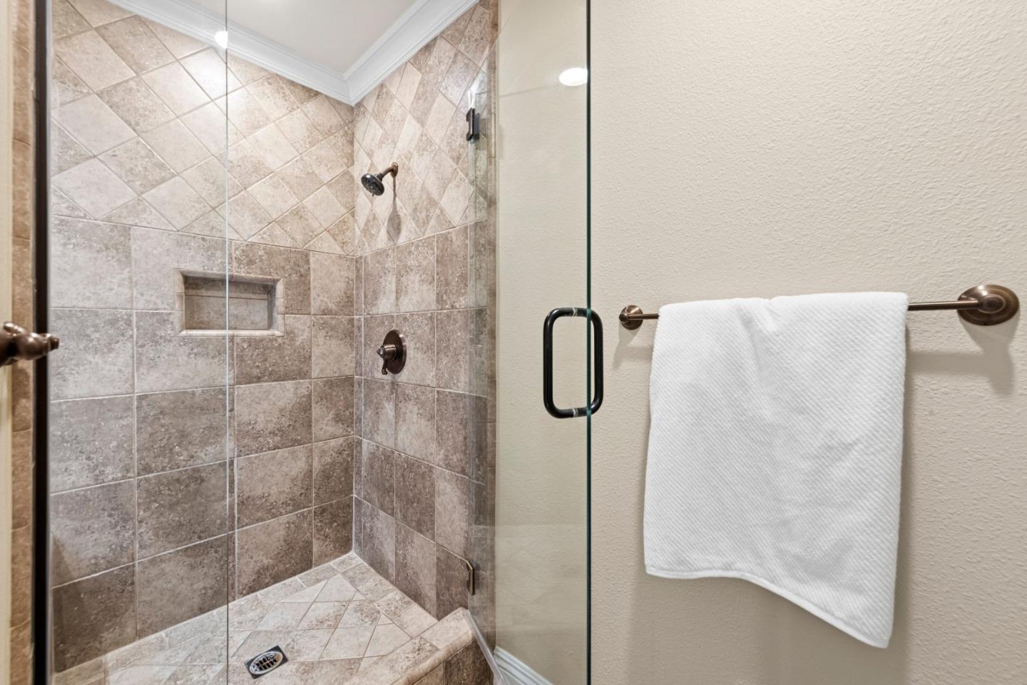 Photo #33: ML82047732 Listing: Photo #33