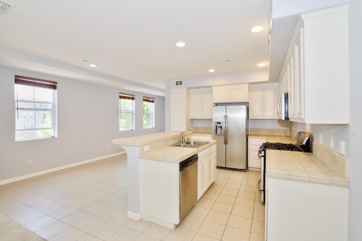 Photo #2: ML82047783 Listing: Photo #2