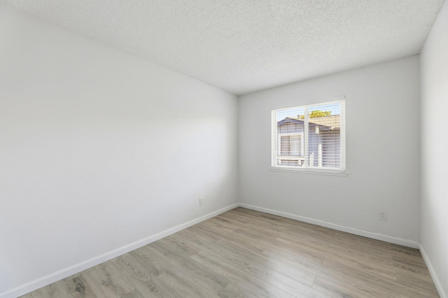 Photo #20: ML82047786 Listing: Photo #20