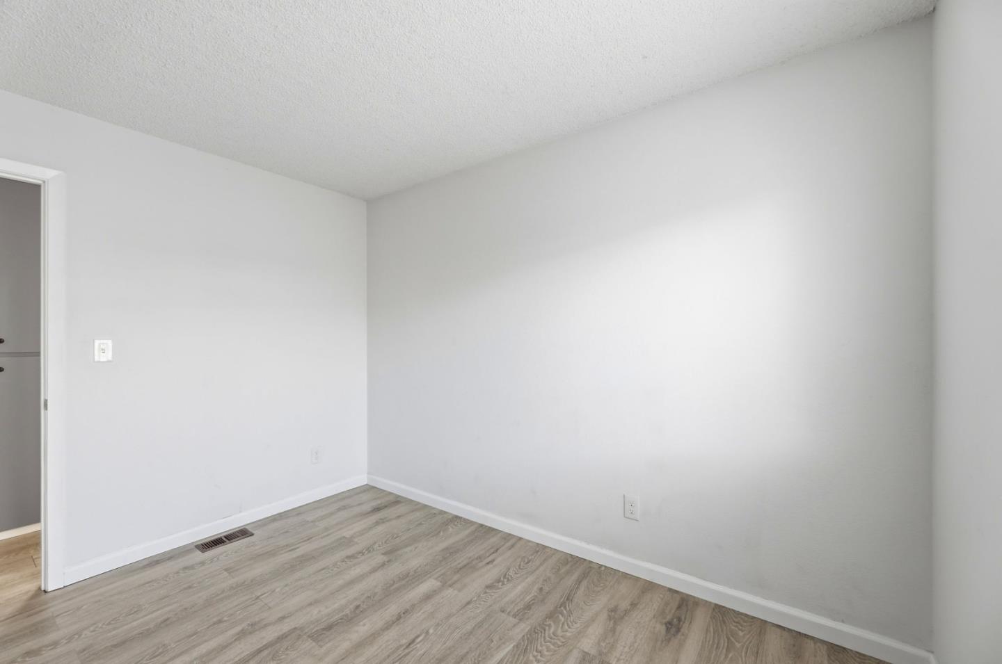 Photo #22: ML82047786 Listing: Photo #22