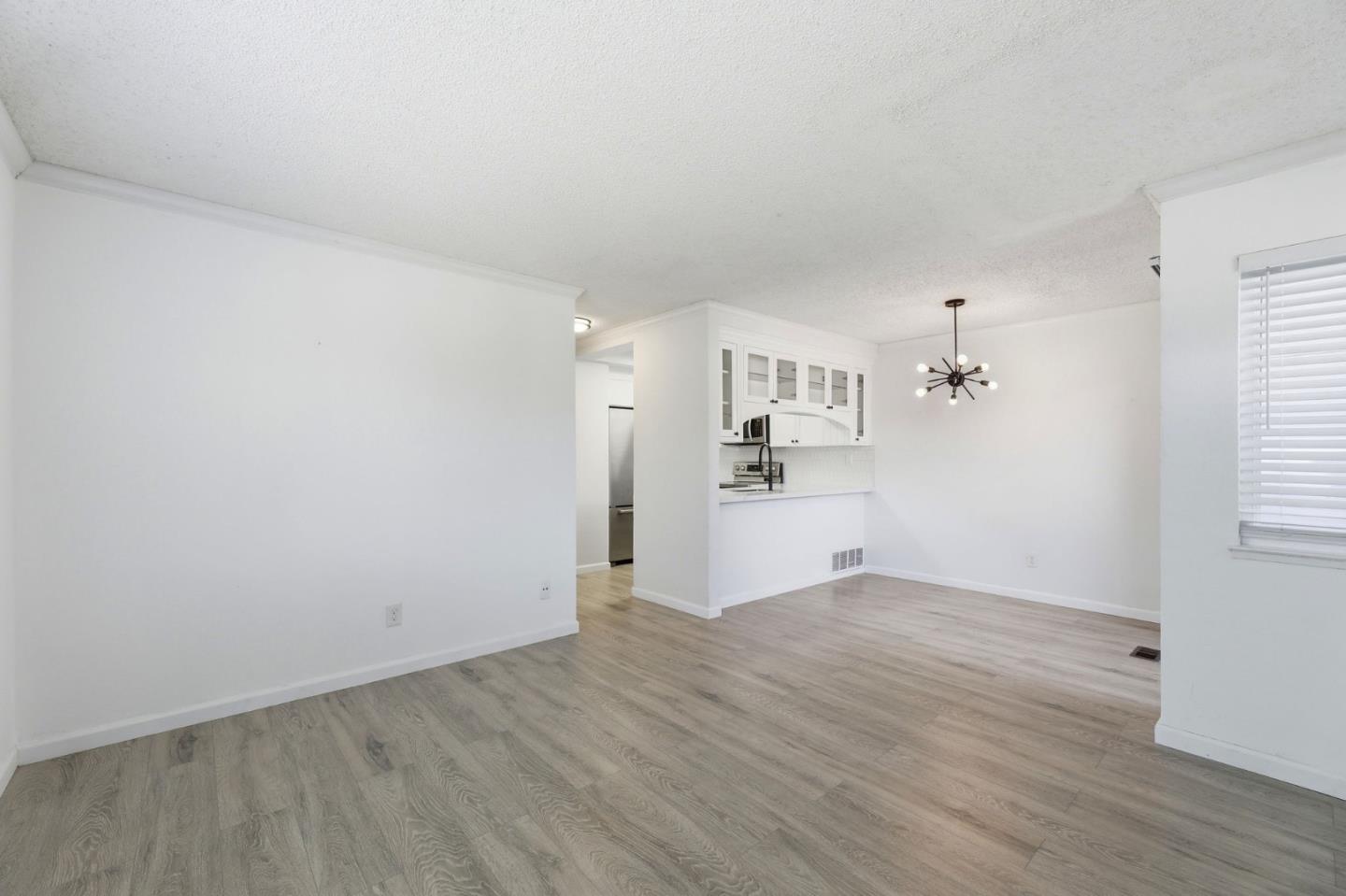 Photo #6: ML82047786 Listing: Photo #6