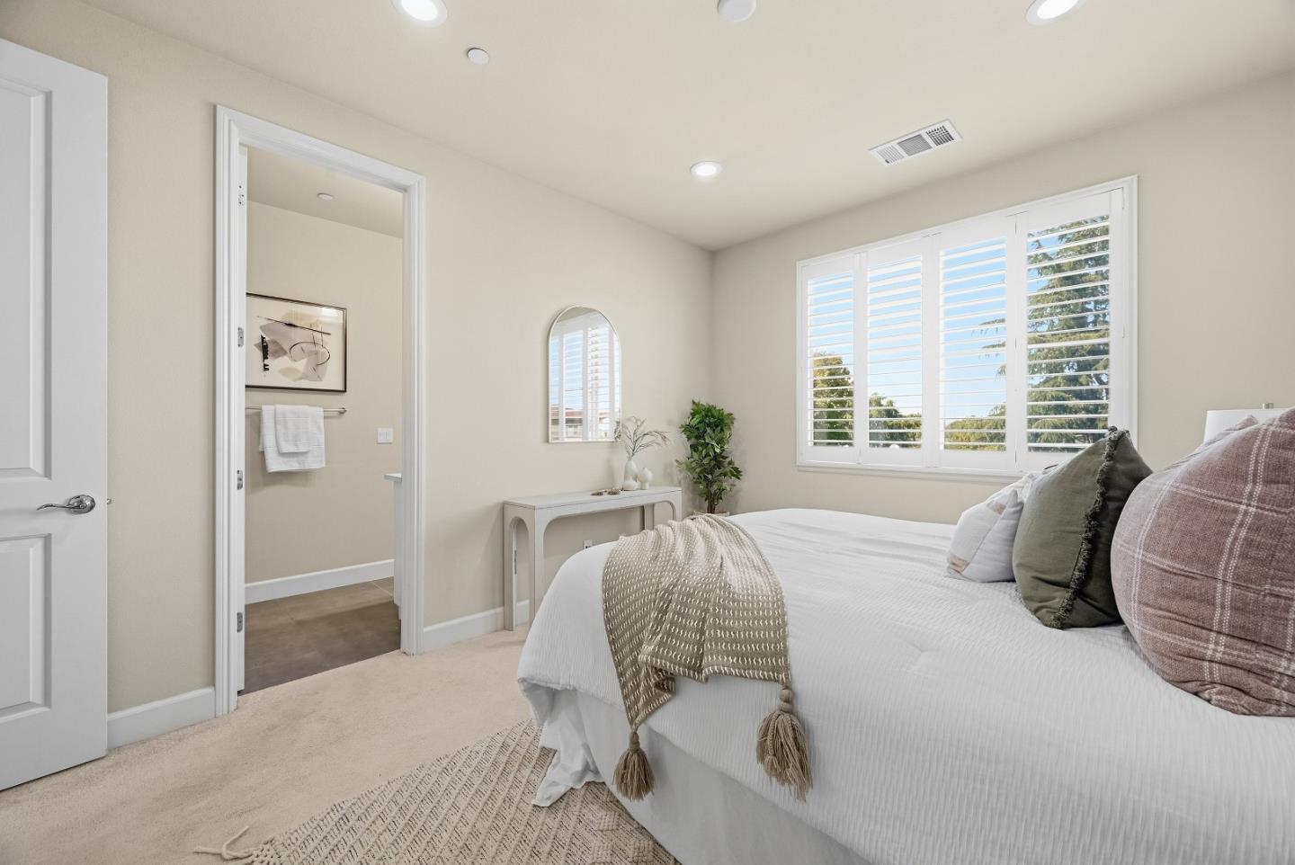 Photo #23: ML82047817 Listing: Photo #23