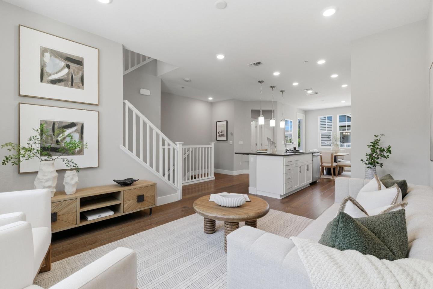 Photo #1: ML82047859 Listing: Photo #1