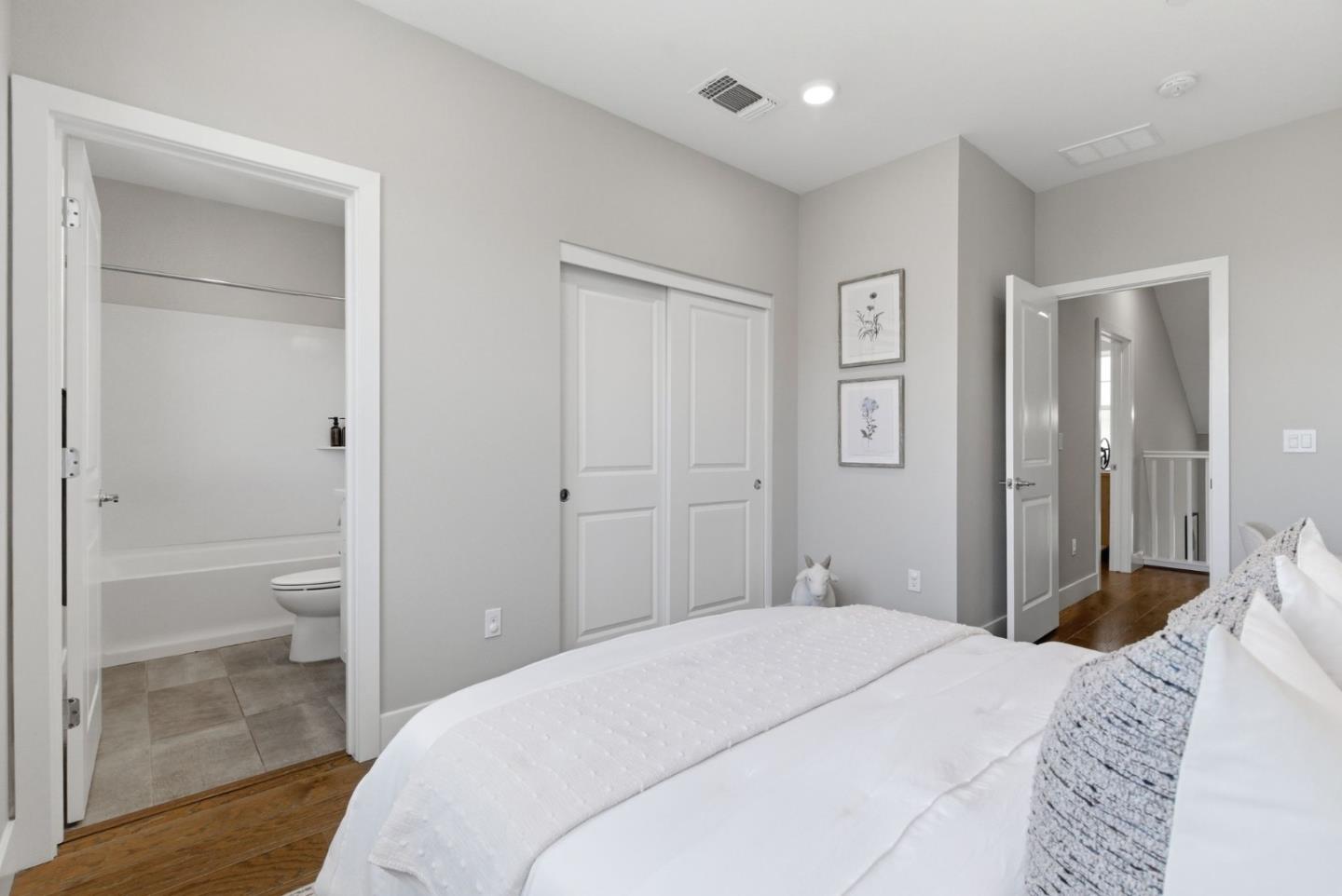 Photo #31: ML82047859 Listing: Photo #31